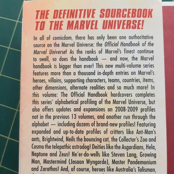MARVEL OFFICIAL HANDBOOK OF THE MARVEL UNIVERSE - Picture 7 of 10
